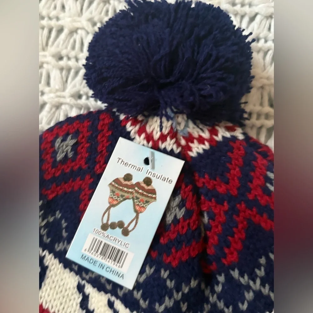 knitted multicolor winter hat peruvian -style  cozy NWT thermal insulate